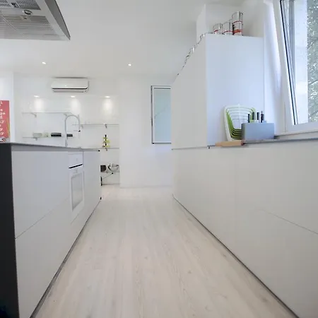 Lp 200 Apartment Trieste